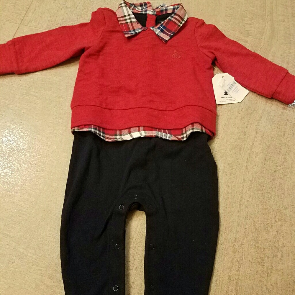 2 boys outifts.
